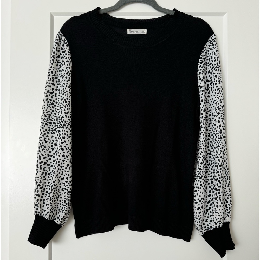 89th & Madison Printed Sleeve Contrast Sweater
